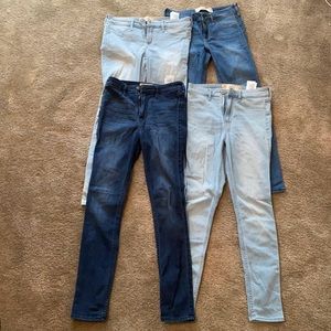 Womens lot of 4 hollister 1s Jeans